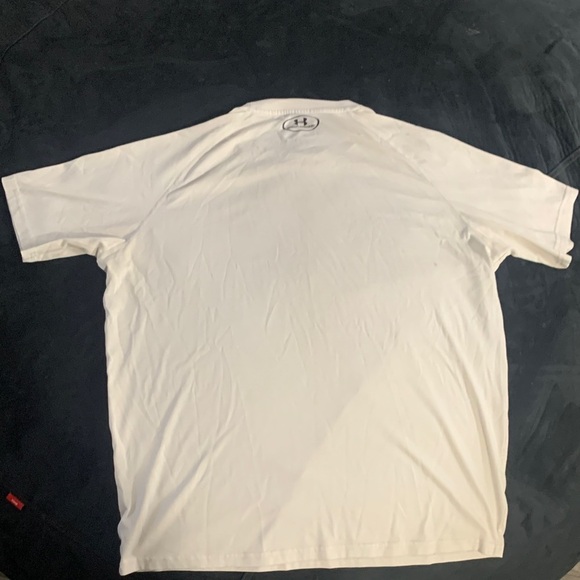 Under Armour Men's White Performance Tee - Picture 3 of 4